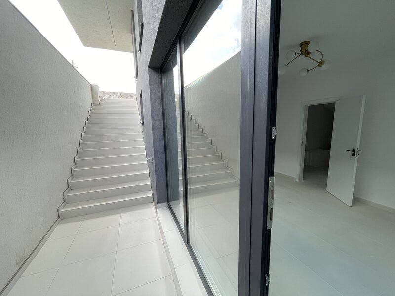 Domnesti casa cu subsol +P+1 Toate utilitatile